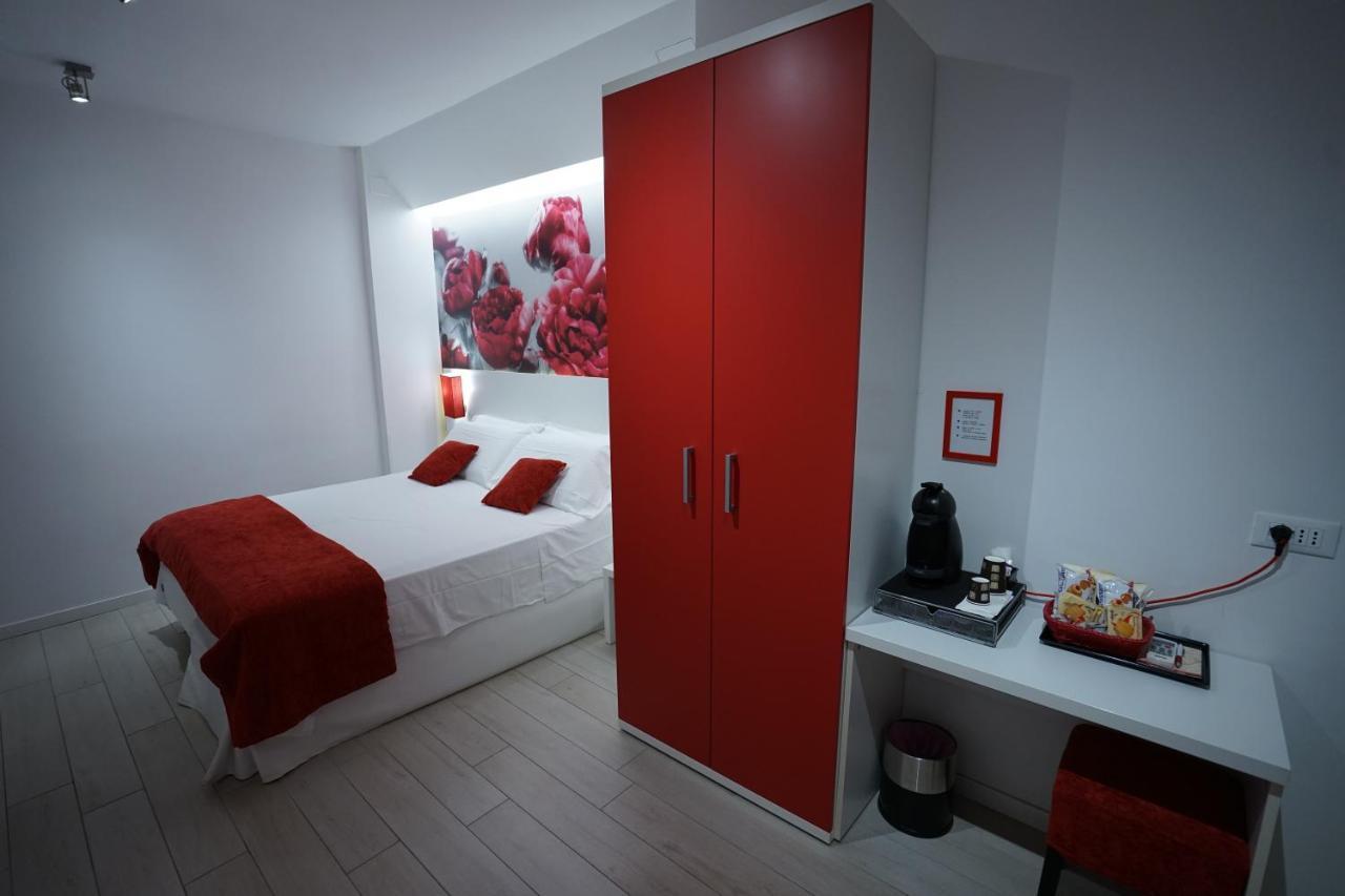 Duca'S House Hotel Rome Exterior photo