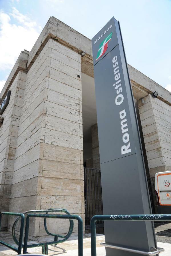 Duca'S House Hotel Rome Exterior photo